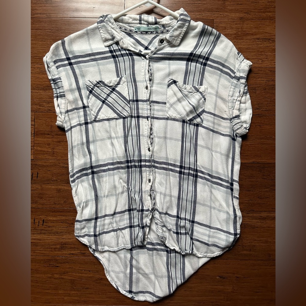 Maurices top